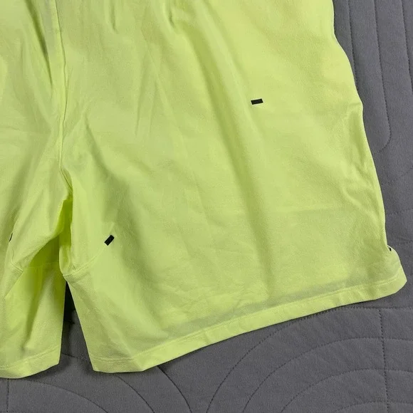 Lululemon Men Shorts XL License To Train Neon Yellow Mid Rise Athleisure Running - Picture 14 of 14